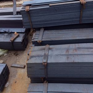 قضبان مربعة صلبة من الفولاذ الكربوني، قضبان مربعة من الحديد المطاوع، قضبان فولاذية مربعة SS400 316 430، قضبان فولاذية مربعة SAE 1040 1020 1018 1060 4041 4045 6061 - Product Image 5