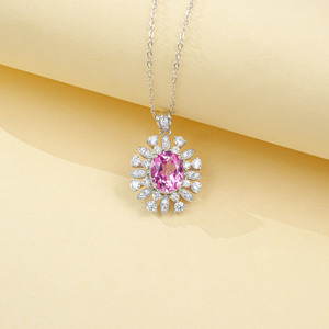 Collar de Plata de Ley 925 con Zafiro Rosa Padparadscha Cultivado en Laboratorio, Corte Ovalado con Halo de Diamantes, Joyería Fina para Mujer - Product Image 3