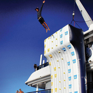 Mur d'escalade gonflable pour yacht, structure de jeu aquatique extérieure en PVC pour usage en hôtel-resort, pour le saut et les jeux aquatiques sur bateau gonflable - Product Image 2