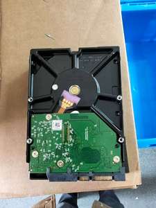 <span class=keywords><strong>Disque</strong></span> <span class=keywords><strong>dur</strong></span> SATA pour serveurs <span class=keywords><strong>1</strong></span> To SATA 6.0 Gb/s-7.2K (support 3,5 pouces inclus) <span class=keywords><strong>1</strong></span> To - Product Image 4