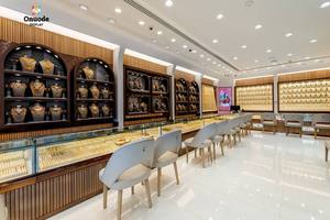 Ensemble de mobilier de magasin de bijoux de luxe sur mesure et respectueux de l'environnement |   Comptoir de présentation en bois avec service de design d'intérieur complet et éclairage LED - Product Image 6