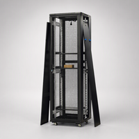 Armoire réseau standard 15U/22U/27U/32U/36U/42U en acier laminé à froid pour salle serveur, avec gestion des câbles et amplificateur de puissance en stock