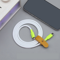 Câble de données en alliage de zinc et silicone liquide 240W / Connecteurs Type-C Coque en cuivre étamé 5mm Charge ultra rapide - Vente directe usine