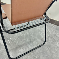 Chaise de camping et de plage pliable en métal léger pour l'extérieur, design moderne portable avec 10 ressorts
