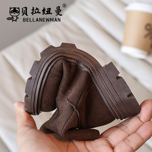 Otoño 2024, nueva versión coreana, botas cortas de terciopelo de doble cara, estilo Retro británico para botas Martin, botas de nieve para niños mayores - Product Image 4
