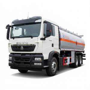 Camion-citerne SINOTRUK HOWO 6x4, 25000L, pour <span class=keywords><strong>le</strong></span> transport de diesel, 25m³ de réservoir de carburant, LHD, 10 roues, à vendre - Product Image 1