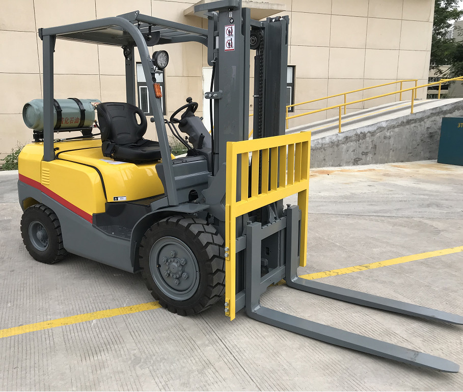 2 Ton LPG Gasoline Forklift Automatic Transmission