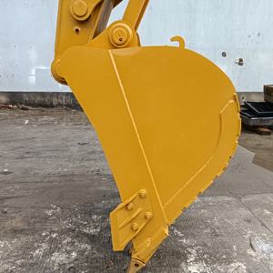 Pelle sur chenilles Cat 320D2L Excavatrice d'occasion pour chat avec de bonnes performances Excavatrice de seconde main de 20 tonnes fabriquée au Japon - Product Image 3