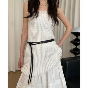 Nouvelle <span class=keywords><strong>ceinture</strong></span> décorative en cuir PU pour <span class=keywords><strong>femme</strong></span> 2026 – <span class=keywords><strong>Ceinture</strong></span> fine polyvalente pour ajuster la <span class=keywords><strong>taille</strong></span>, idéale au quotidien avec une robe - Product Image 6
