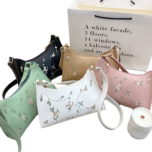 Ladies Hobo Underarm Bag Nouveau design brodé Fashion Handbag for Women Summer Sling Shoulder Bag - Product Image 5