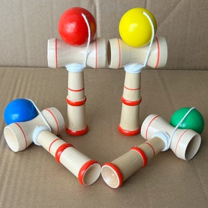 Kendamas de Madera Personalizados, Juguete Clásico de Madera, Juguetes Educativos para Niños al Aire Libre - Product Image 3