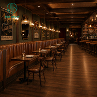 Ensemble de restaurant haut de gamme Ron Group : tabourets de bar, table ronde en bois, banquette demi-cercle en cuir capitonné, chaise en cuir