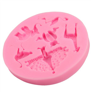 Molde de Silicona para Pastel con Diseño de Animales Tropicales Clásicos y Populares: Pavos Reales, Jirafas, Gorilas, Avestruces, Flamencos y Elefantes - Product Image 3