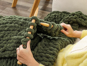 Luxury Custom Purple Chenille Bedroom Blanket Knitted Chunky Braided Knotted <strong>King</strong> <strong>Size</strong> with Printed Pattern Comfortable <strong>Throws</strong> - Product Image 4