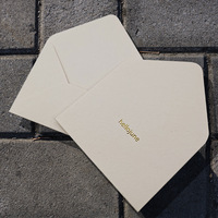 Emballage élégant pour cartes-cadeaux en papier blanc, invitations, impression d'enveloppes personnalisées avec estampage or de luxe, produit Yilida modèle 002