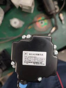 Fuji <span class=keywords><strong>Ac</strong></span> Servomotor Met Rem 750W Voor Kaiwei Automatische Twee-Compnent Pu Schuim Pakking Machine - Product Image 5
