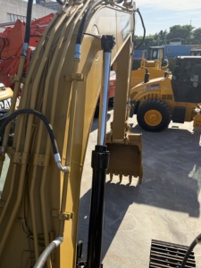รถขุดมือสอง CAT 323DL 23 ตัน ขนาดใหญ่ ระบบไฮดรอลิก รุ่น 390FL 349D2L 330D2L 329D2L คุณภาพสูง - Product Image 6