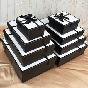 Hàn Quốc <span class=keywords><strong>Internet</strong></span> Người Nổi Tiếng Lấy Cảm Hứng Nhỏ Son Môi Nước Hoa Hộp Quà Tặng Màu Đen Trắng Ins Phong Cách Cho Quà Tặng Sinh Nhật Nến Bao Bì - Product Image 2