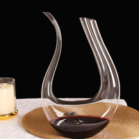 10 ans le plus populaire fait à la main cristal clair carafe grande quantité Stock Logo personnalisé impression vin amoureux incontournable petit quantité minimale de commande