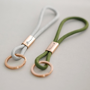 Porte-clés en corde tressée Jietao, texte gravé personnalisé, logo, <span class=keywords><strong>phrase</strong></span>, porte-clés minimaliste, breloque en tube d'acier inoxydable, sangle porte-clés, porte-clés - Product Image 1