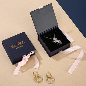 Boîte à bijoux en carton noir de luxe avec logo personnalisé, vente chaude, bracelet, collier, emballage, fermeture magnétique - Product Image 5