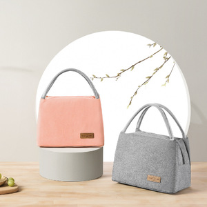Sac à déjeuner en tissu Oxford Speed And Constancy, isolé et épaissi, portable pour les employés de bureau et les étudiants - Product Image 2