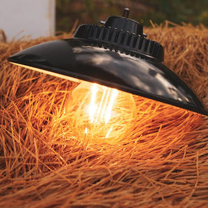 Linterna LED recargable para camping, luz blanca cálida, portátil, tipo C, de plástico, para acampar. - Product Image 1