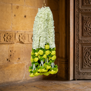 Guirnalda de Flores Artificiales con Perlas y Hilo Decorativo, 3.2m de Longitud, Precio Rs.1200/10 piezas - Product Image 3