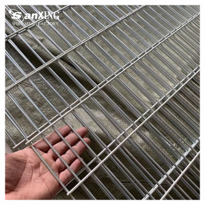 Factory Direct Galvanized Welded <b>Wire</b> <b>Mesh</b> Panel Roll and Sheet for Garden Fence Protection - Product Image 3