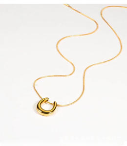 Yaratıcı kadınlar takı u-şekilli kolye kolye paslanmaz çelik altın kaplama yılan zinciri arkadaş hediye takı - Product Image 5