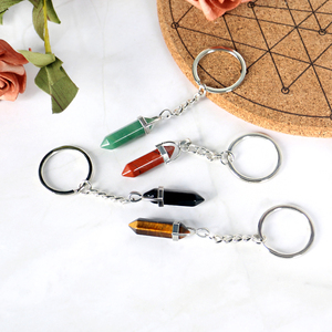Wholesale Natural Healing Stones Point Crystal Keychain Loose Gemstone Hexagonal Crystal Keychains for Hanging Decorations