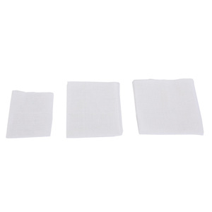 Compresses de gaze médicale stériles jetables Asahi Yasushi pour soins des plaies, en matériau non tissé doux et respirant - Product Image 1