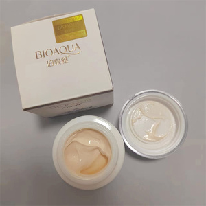 Crema <span class=keywords><strong>Viso</strong></span> e Corpo Biologica Sbiancante Giorno e Notte 2023, <span class=keywords><strong>Cosmetici</strong></span> <span class=keywords><strong>per</strong></span> la Cura della Pelle con Etichetta Privata all'Ingrosso - Product Image 1