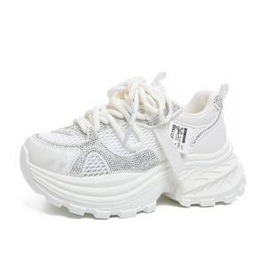 Chaussures de sport pour femmes à semelle épaisse, nouvelle collection, antidérapantes, style Dad Shoes, vente directe d'usine, style européen - Product Image 2