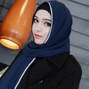 Factory Sale Rhinestone Trimmed Chiffon Hijab Shawl Malaysia Muslim Scarf Foulard Femme Glitter Headscarf Shawls And Wrap