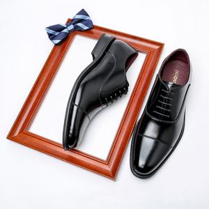Chaussures habillées pour hommes, mocassins en cuir véritable à enfiler, talon intégré de 6 cm - Product Image 3