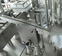 Machine de remplissage automatique de seringues liquides stériles approuvée CE, machine de remplissage de seringues orales