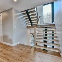 Villa Personnaliser la conception de mains courantes simples en acier inoxydable Conception d'escalier flottant