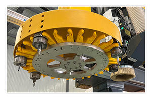 CE 인증 ATC CNC 목재 조각기 진공 테이블, 회전 톱날 절단, 가구, 도어 패널 등에 적합 - Product Image 3