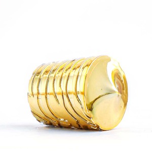 Capuchon de flacon de parfum de luxe à motif zèbre doré, couvercle cosmétique en acrylique en forme de spirale - Product Image 2