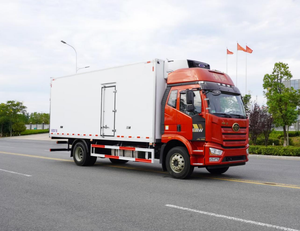 <span class=keywords><strong>Camion</strong></span> moyen FAW J6L 4X2 pour le transport en chaîne du froid, moteur diesel, sièges à rangée simple, conduite à gauche, véhicule de transport de marchandises - Product Image 3