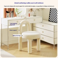 Tabouret de coiffeuse en velours crème, style luxe léger, chaise de maquillage tendance, nouveau modèle 2026