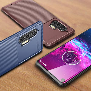 Custodia posteriore per <span class=keywords><strong>Smartphone</strong></span> in Silicone TPU Auto in fibra di carbonio Omeve per Motorola Edge Plus - Product Image 5