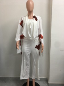 Conjunto de 2 piezas casual de moda para mujer: Top con cuello vuelto y estampado floral estilo capa de calidad estándar y pantalones cortos. - Product Image 6