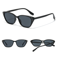 Lunettes de soleil tendance DL Small Frame Retro Cat Eye UV400, légères, avec verres en PC dégradés colorés