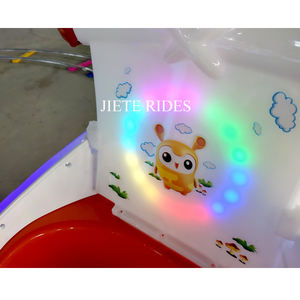 Chine 4-10 places extérieur champ de foire <span class=keywords><strong>petit</strong></span> carrousel manège <span class=keywords><strong>petit</strong></span> touriste <span class=keywords><strong>Manege</strong></span> Enfants Train avec piste à vendre - Product Image 4