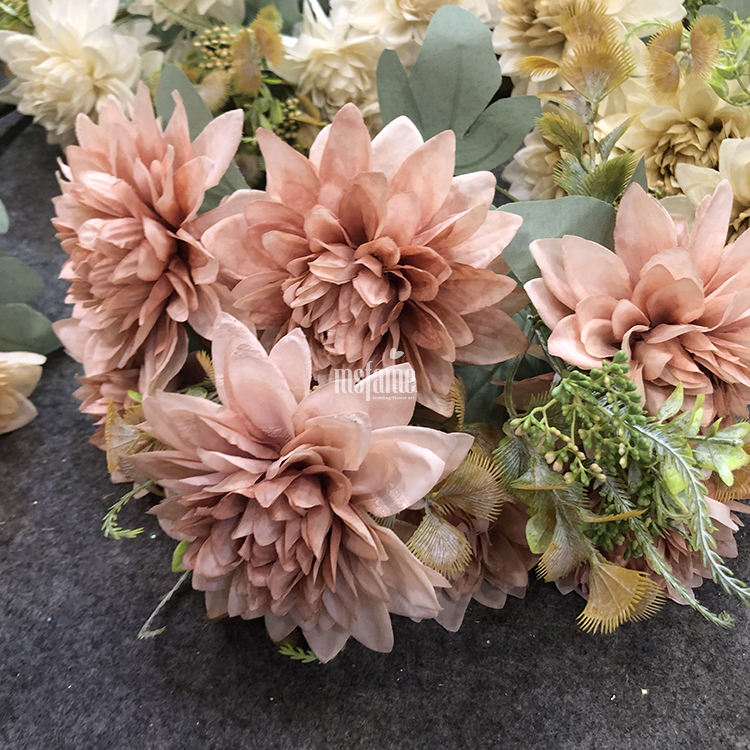 ดอกรักเร่ดอกไม้สี2