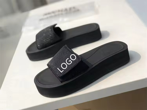 Diseñador de moda nuevo estilo agujero zapatos zapatilla señoras última playa antideslizante diapositivas verano zapatillas - Product Image 5