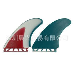 Aletas Tricolores de Fibra de Vidrio para Tabla de Surf UPSURF MR - Product Image 5