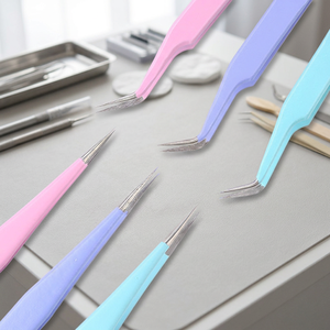 Pinzas para Pestañas de Acero Inoxidable de Alta Calidad con Punta Suave Color Rosa Personalizadas para Mujer de Gold Tier Medical Instruments Company - Product Image 3